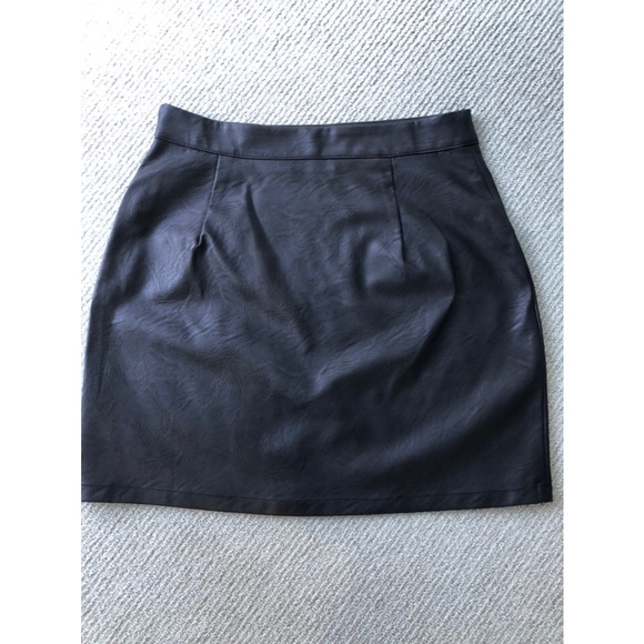 Cotton On Dresses & Skirts - Cotton On Women’s Black Pleather Mini Skirt, Size 8 /S, Vegan Leather, New
